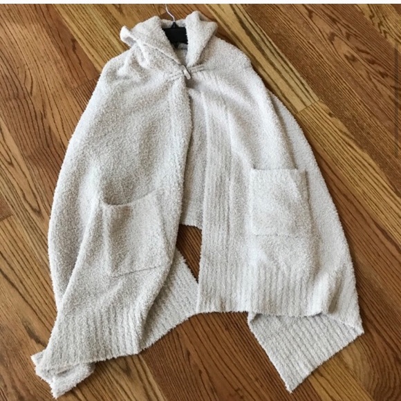 Barefoot Dreams Accessories Nwt Barefoot Dreams Poncho Poshmark